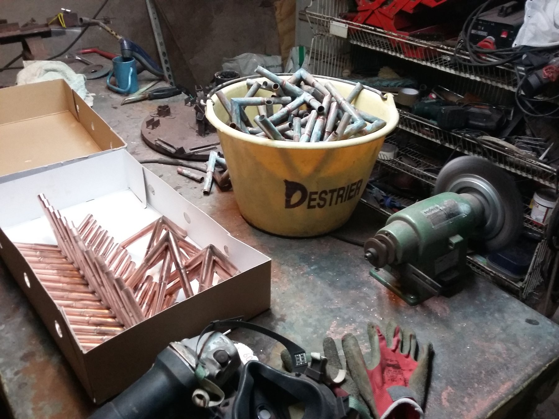 Fabrication artisanale BSA Concept : cuivre, connecteurs et structures — 2015